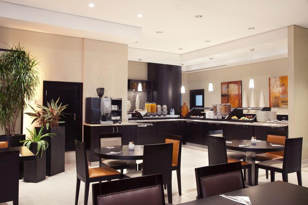 Holiday Inn Express Dubai Safa Park, An Ihg Hotel Экстерьер фото